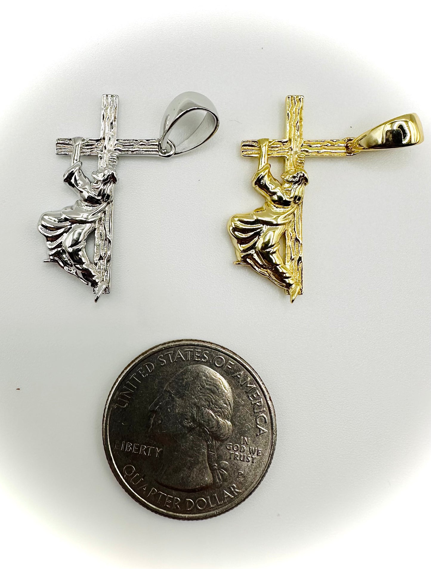 Small Jesus Carrying Cross Pendant – Gold or Silver