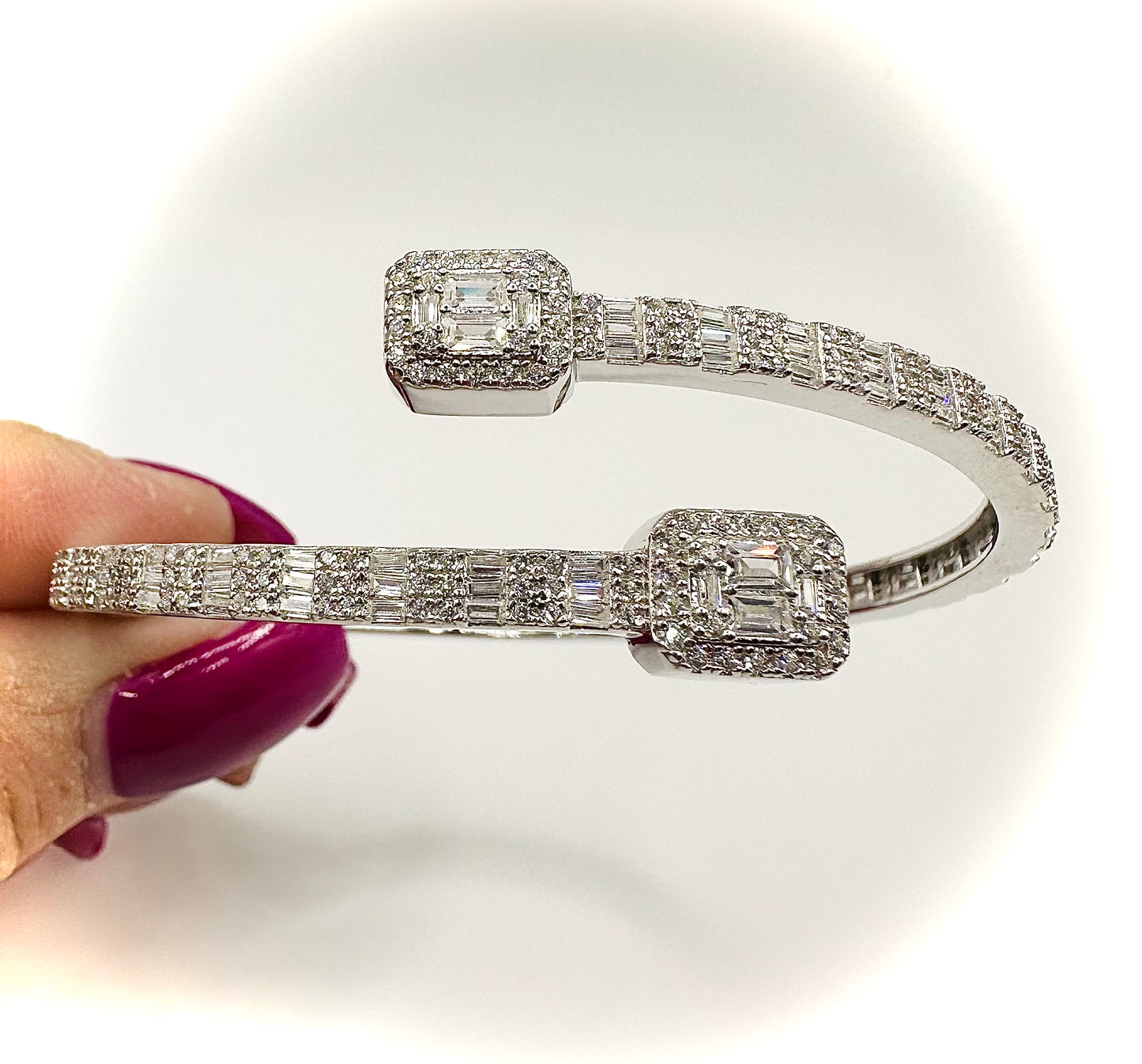 Women’s Iced Out Square Bangle Bracelet – Silver
