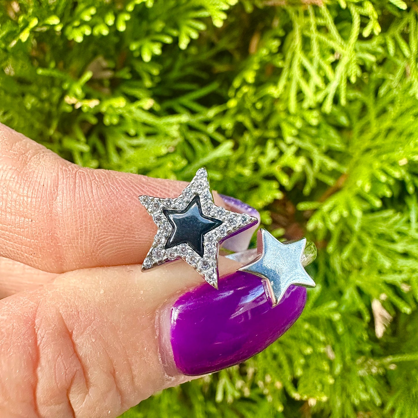 Women's Silver and Onyx Stars Ring – Sizes 5-10