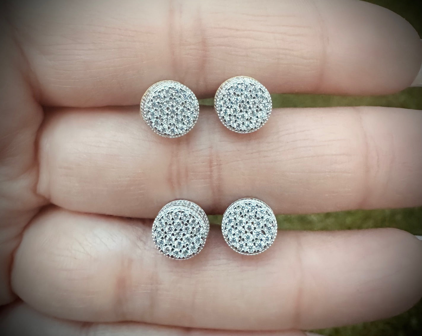 Small Round 3D Shaped Stud Earrings – Gold or Silver Finish