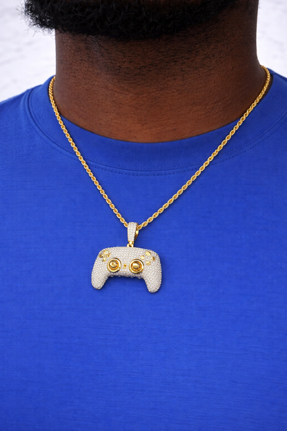 Moissanite PS5 Video Game Controller Pendant – Gold or Silver
