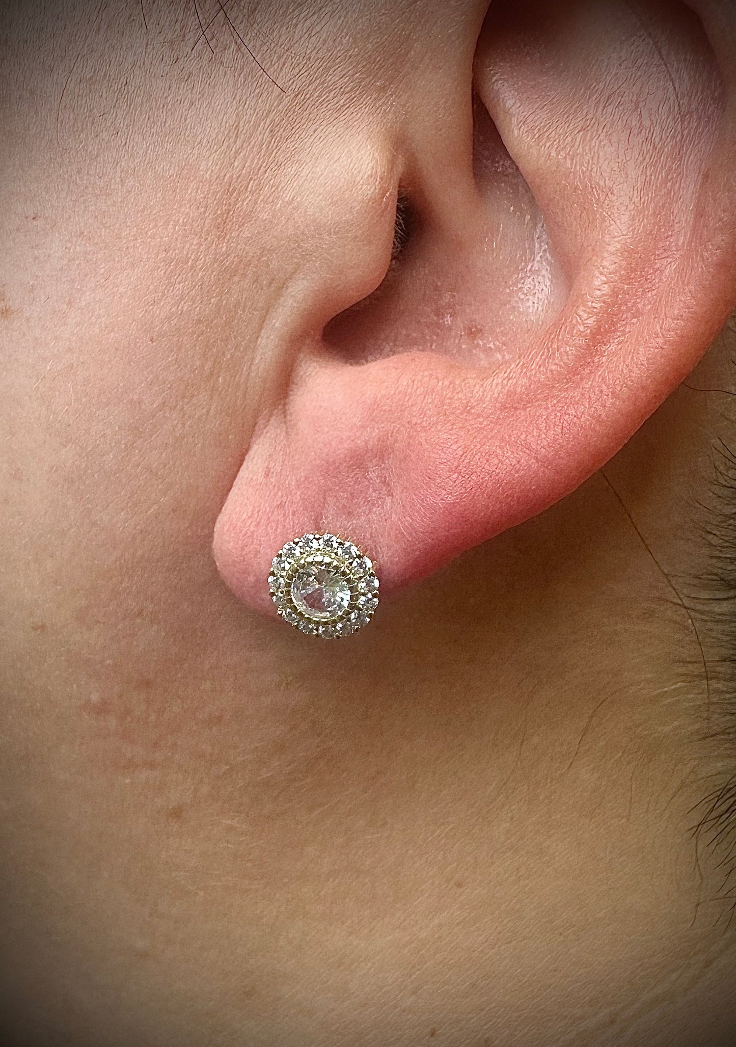 Iced Out Round Stud Earrings – 3 Finishes