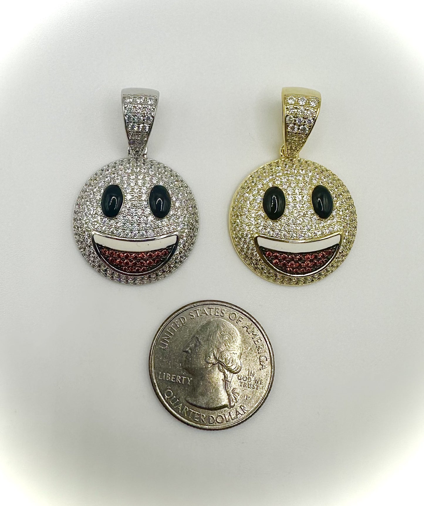 Smiley Face Emoji Pendant – Gold or Silver