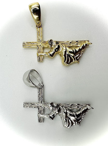Small Jesus Carrying Cross Pendant – Gold or Silver