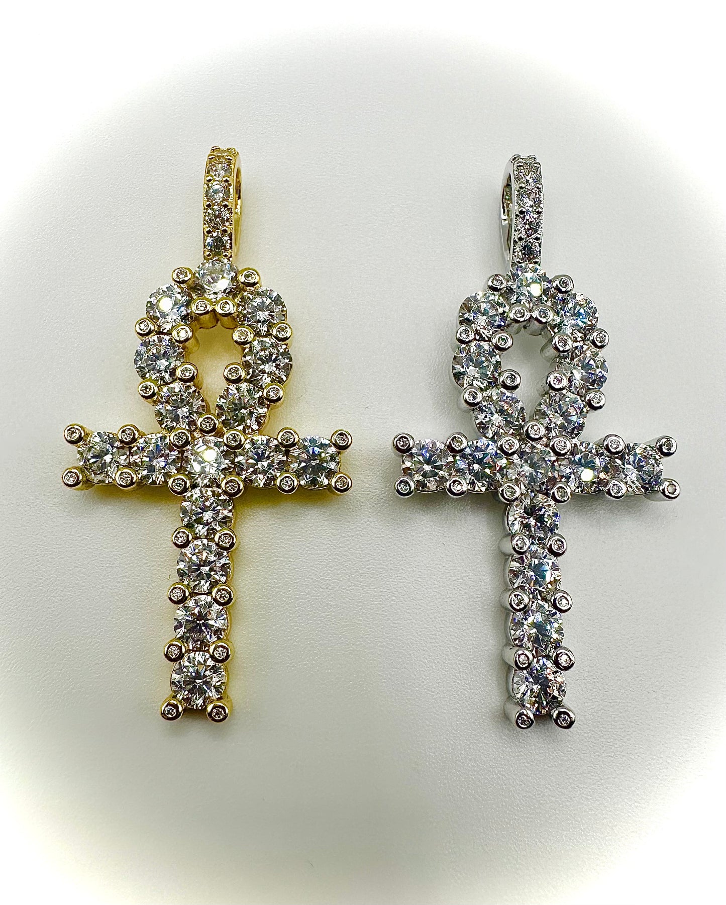 Super Icy Ankh Pendant – Gold or Silver