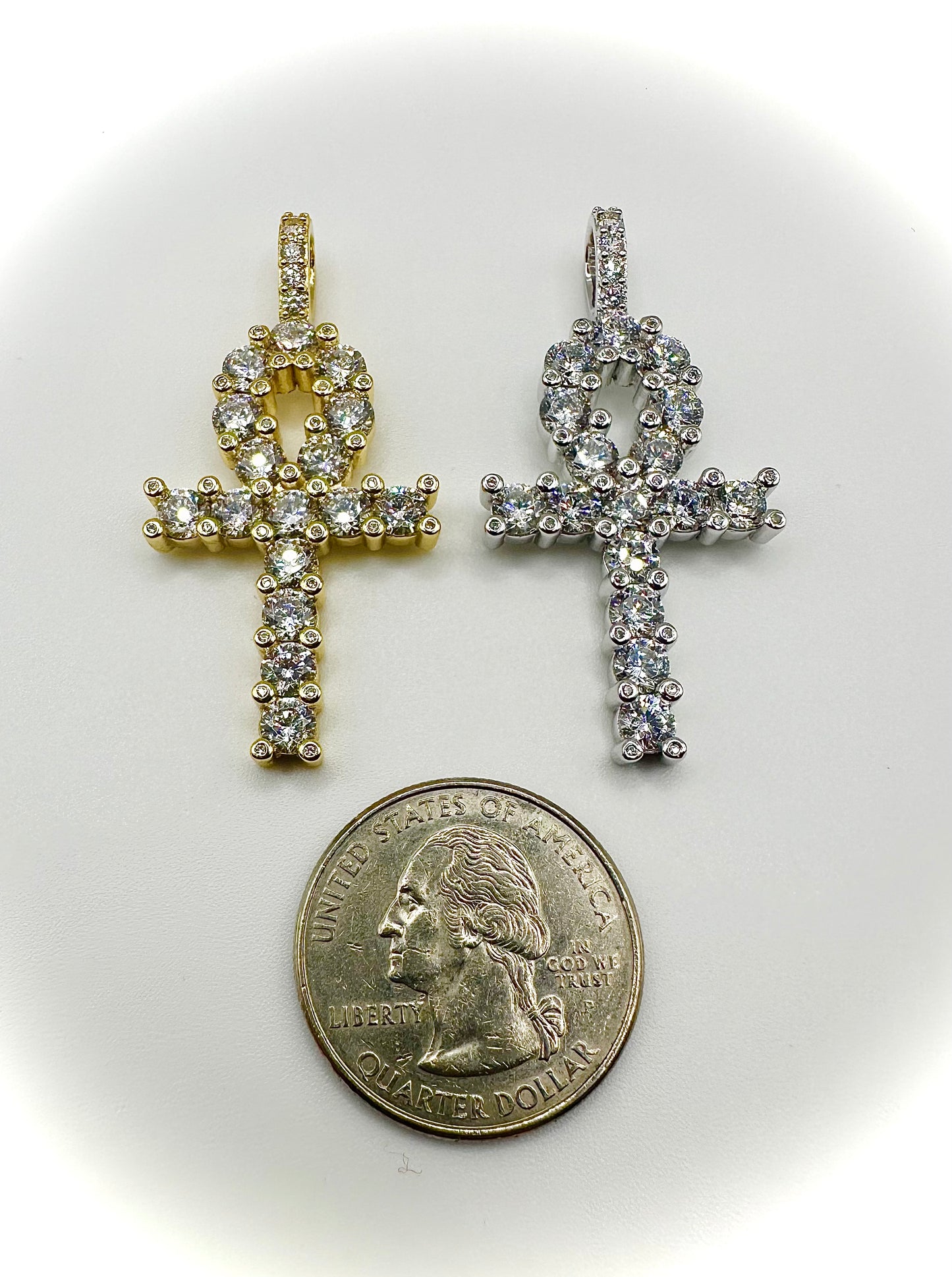 Super Icy Ankh Pendant – Gold or Silver