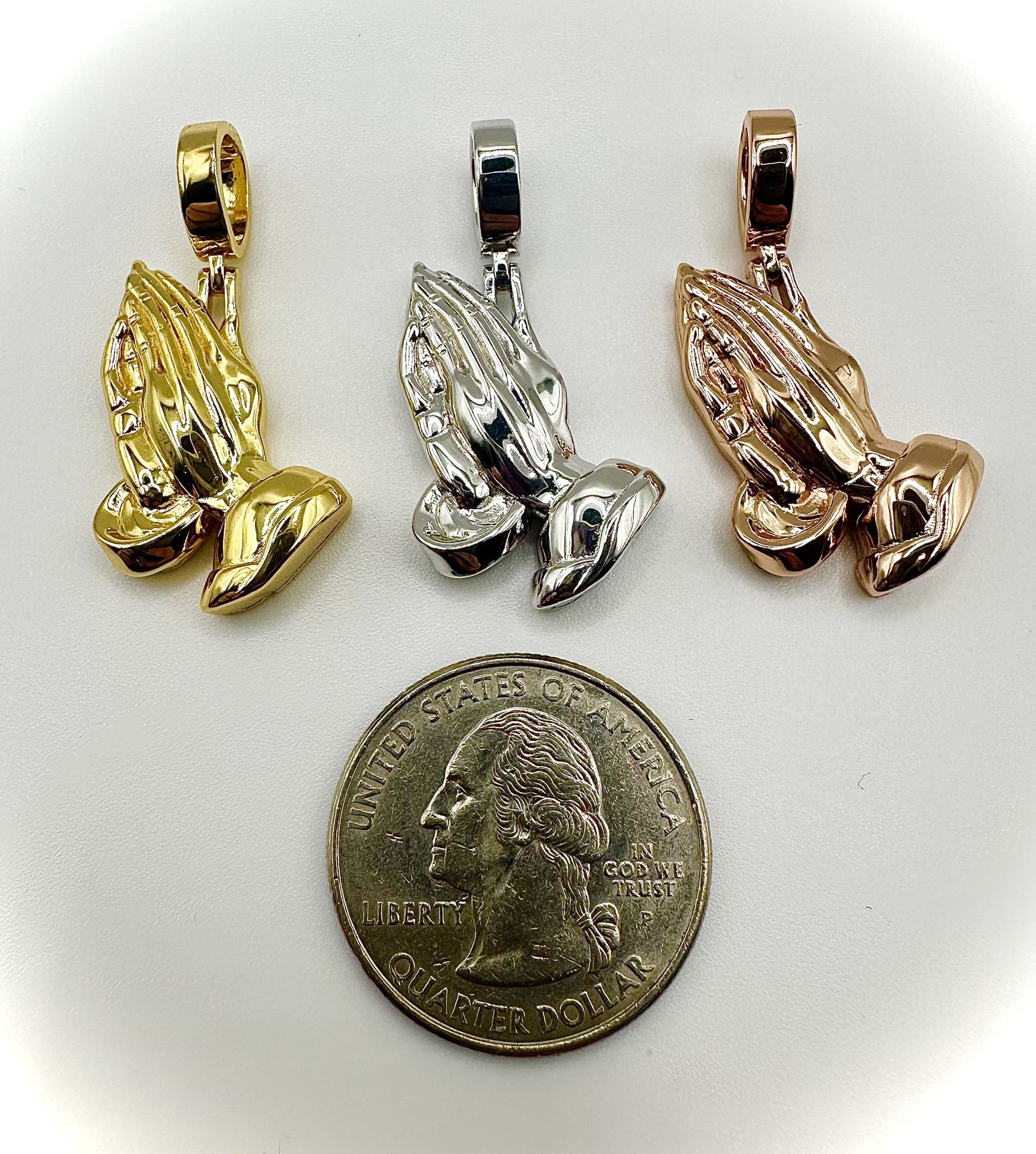 No Stones Praying Hands Pendant – Available in 3 Finishes