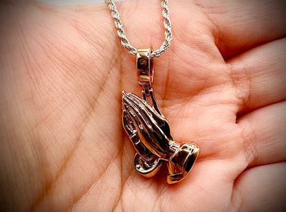 No Stones Praying Hands Pendant – Available in 3 Finishes