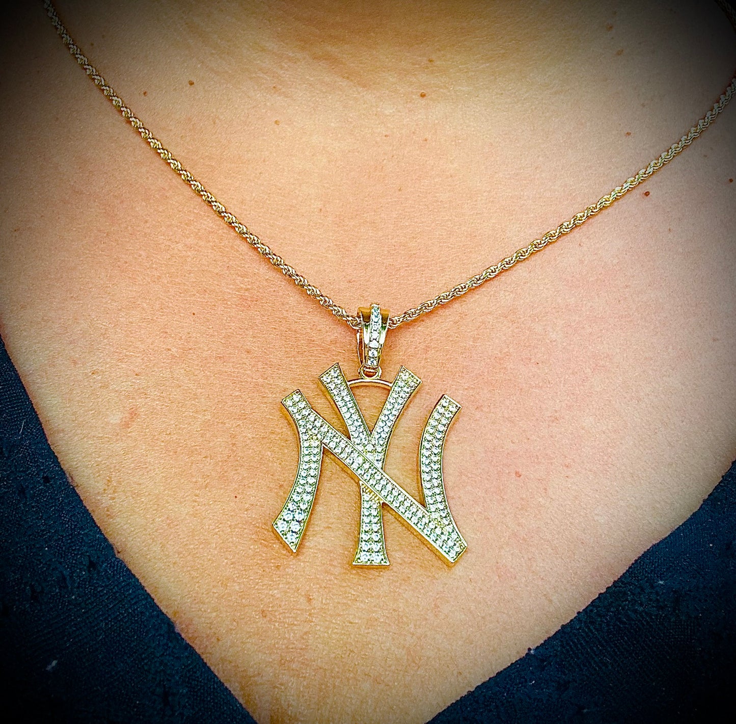 New York Yankees Baseball Pendant – Gold or Silver