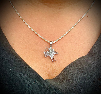 Cupid Bow & Arrow Cherub Pendant – 3 Finishes
