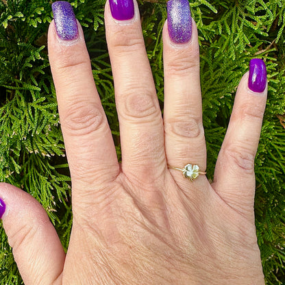 Women's Small Clover Ring – 3 Finishes, Sizes 5-10