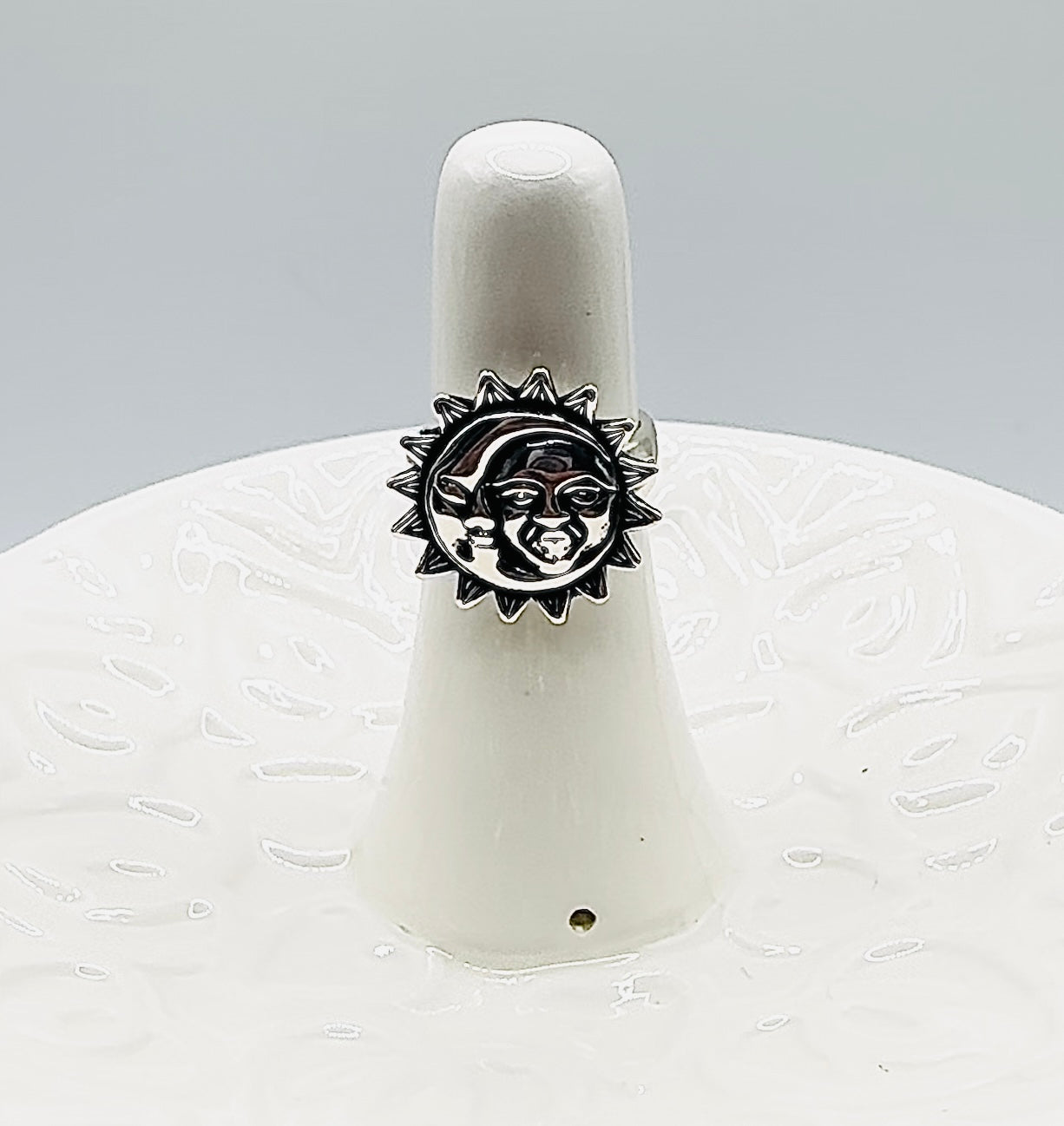 Women's Oxidized Silver Sun & Moon Ring – Sizes 5-10