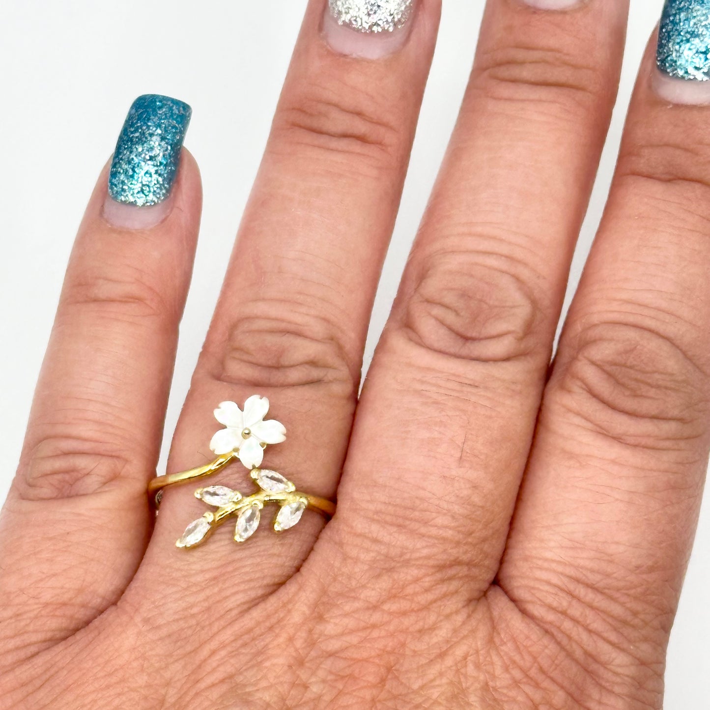 Single Flower Ring, Gold