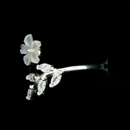 Single Flower Ring, Silver