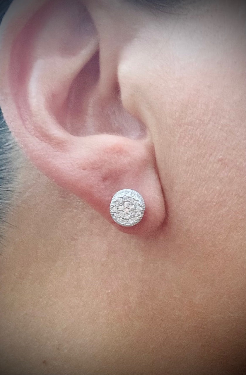 Small Round 3D Shaped Stud Earrings – Gold or Silver Finish
