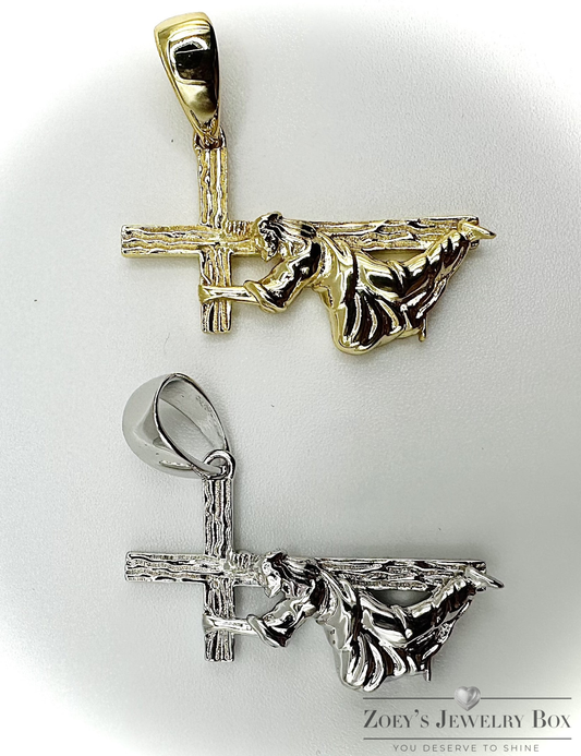 Small Jesus Carrying Cross Pendant – Gold or Silver